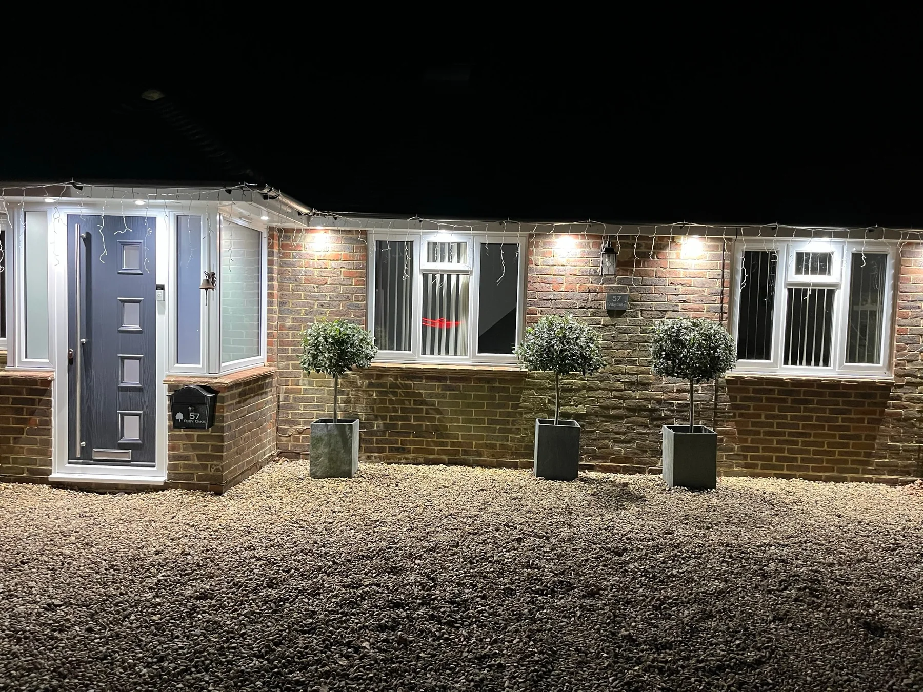 Exterior house lighting